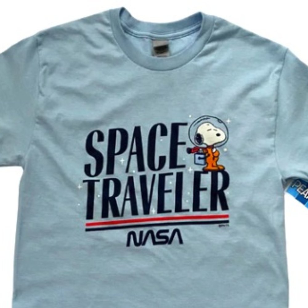 Snoopy Tee 🆕🚀 🌌🚀 - Picture 2 of 8